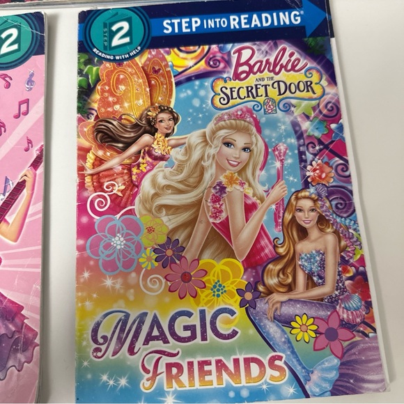 Lot of 5 Step Into Reading Step 2 & 3 Barbie, Trolls, Frozen - Picture 2 of 8